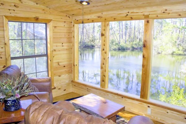 William B. Travis - 3 Bedroom 3 Bath with Loft Log Cabin